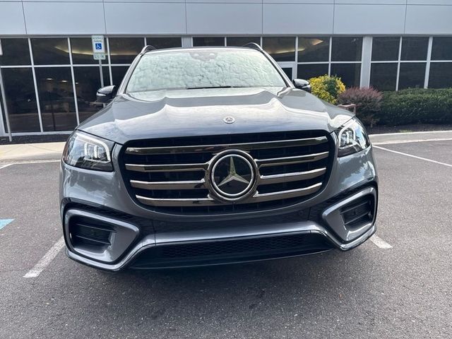 2025 Mercedes-Benz GLS 580