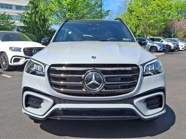 2025 Mercedes-Benz GLS 580