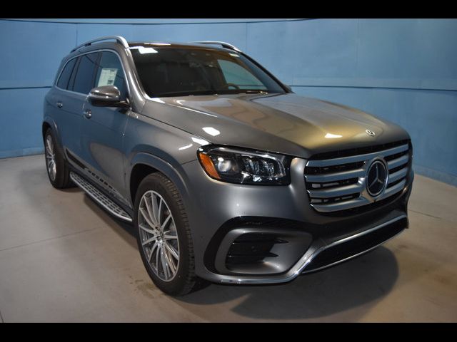 2025 Mercedes-Benz GLS 580