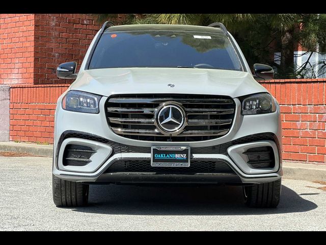 2025 Mercedes-Benz GLS 580