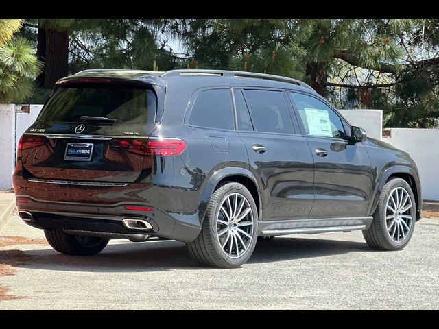 2025 Mercedes-Benz GLS 580