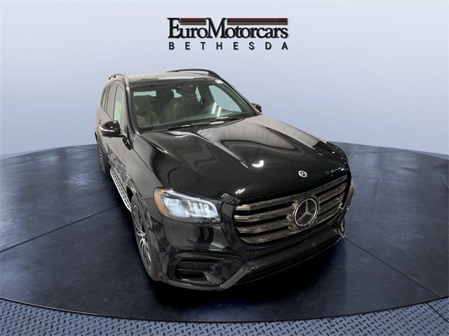 2025 Mercedes-Benz GLS 580