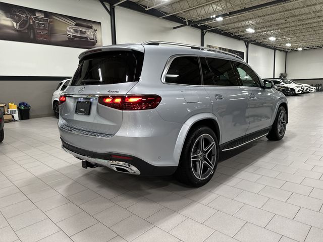 2025 Mercedes-Benz GLS 450