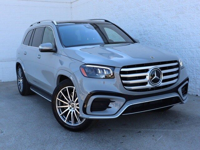 2025 Mercedes-Benz GLS 450