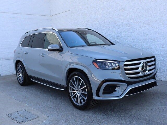 2025 Mercedes-Benz GLS 450