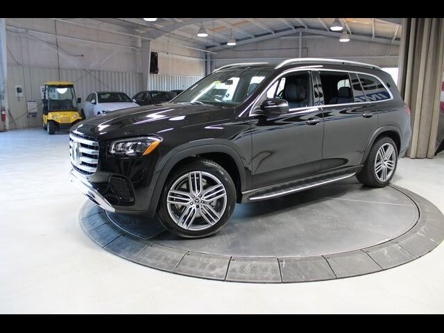 2025 Mercedes-Benz GLS 450