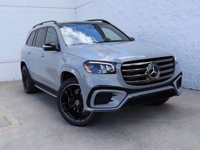 2025 Mercedes-Benz GLS 450