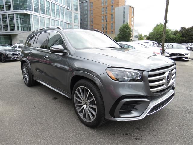 2025 Mercedes-Benz GLS 450