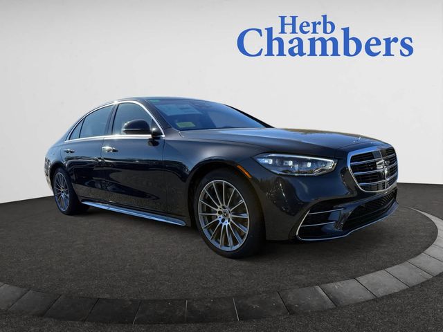 2025 Mercedes-Benz S-Class S 580e