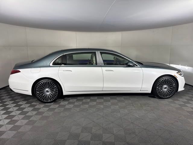 2025 Mercedes-Benz S-Class Maybach 580