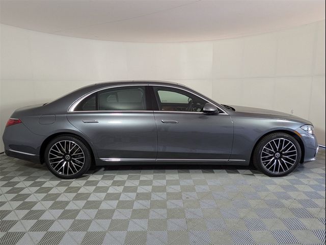 2025 Mercedes-Benz S-Class 500