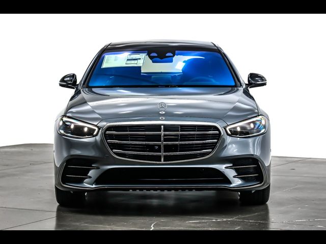 2025 Mercedes-Benz S-Class 580