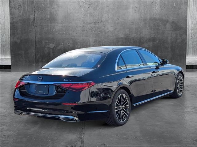 2025 Mercedes-Benz S-Class S 580e