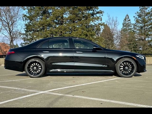 2025 Mercedes-Benz S-Class S 580e