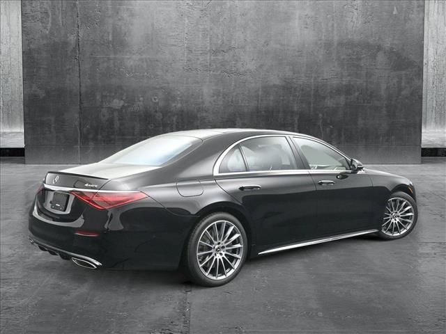 2025 Mercedes-Benz S-Class S 580e