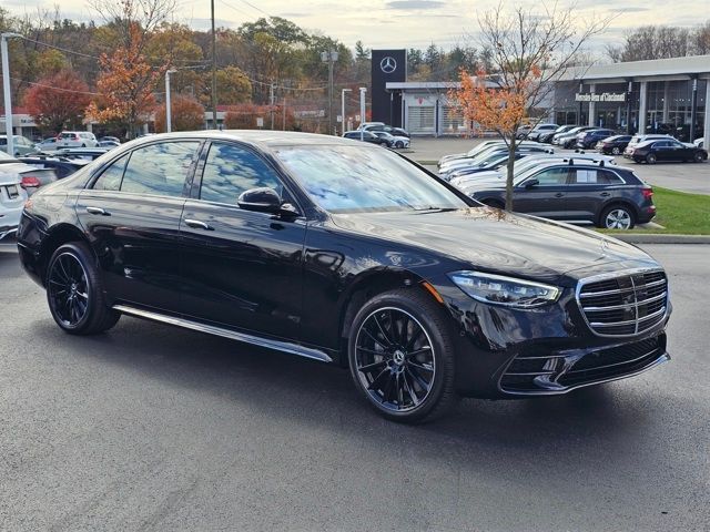 2025 Mercedes-Benz S-Class S 580e