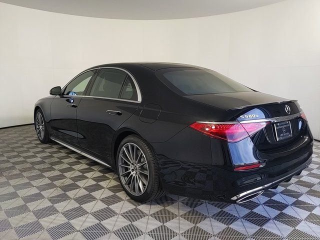 2025 Mercedes-Benz S-Class S 580e