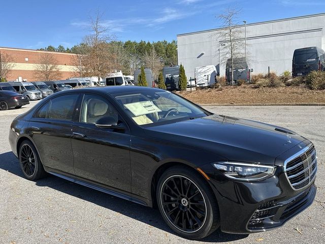 2025 Mercedes-Benz S-Class S 580e