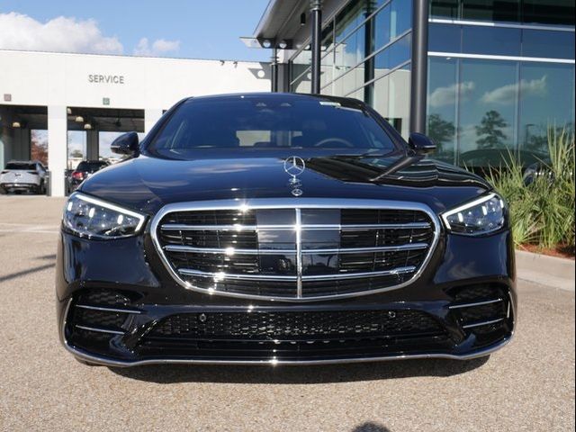 2025 Mercedes-Benz S-Class S 580e