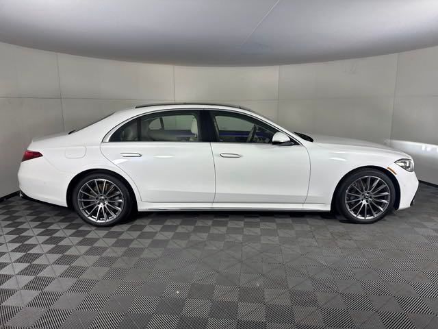 2025 Mercedes-Benz S-Class S 580e