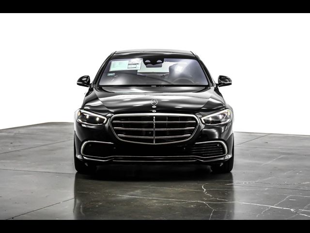 2025 Mercedes-Benz S-Class S 580e