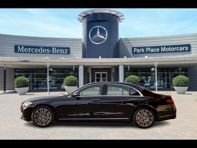 2025 Mercedes-Benz S-Class S 580e