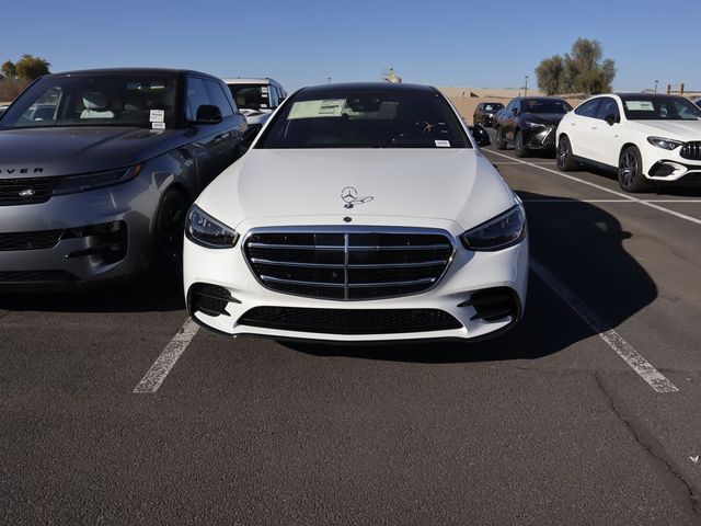 2025 Mercedes-Benz S-Class S 580e