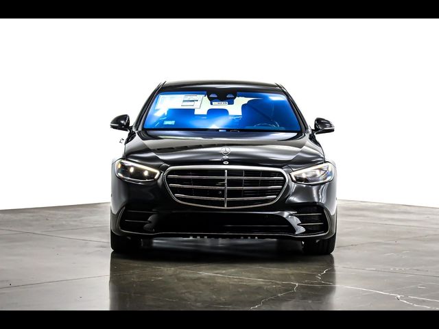 2025 Mercedes-Benz S-Class S 580e