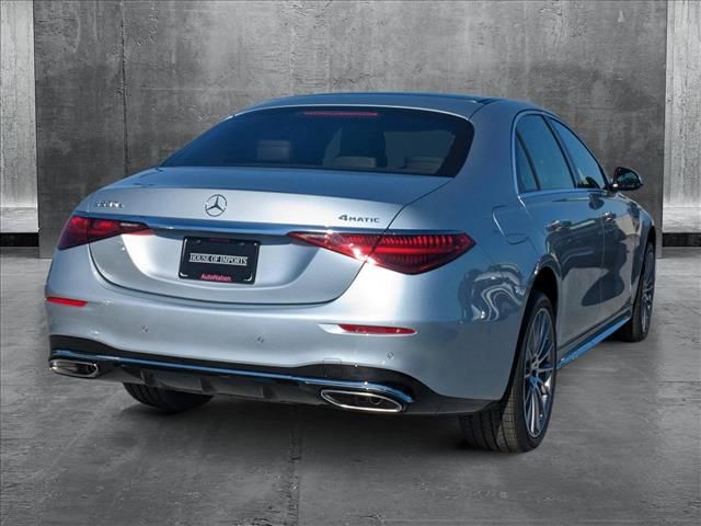 2025 Mercedes-Benz S-Class S 580e