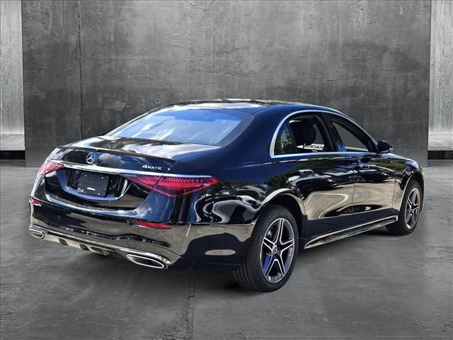 2025 Mercedes-Benz S-Class S 580e