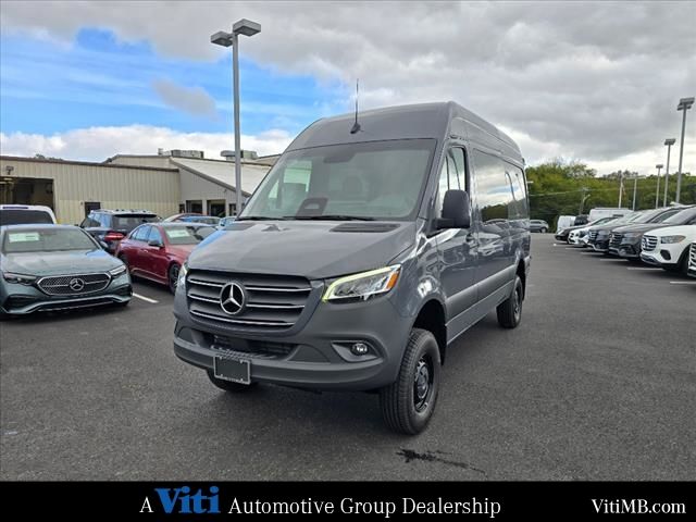 2025 Mercedes-Benz Sprinter Base