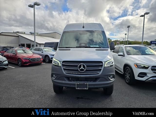 2025 Mercedes-Benz Sprinter Cargo