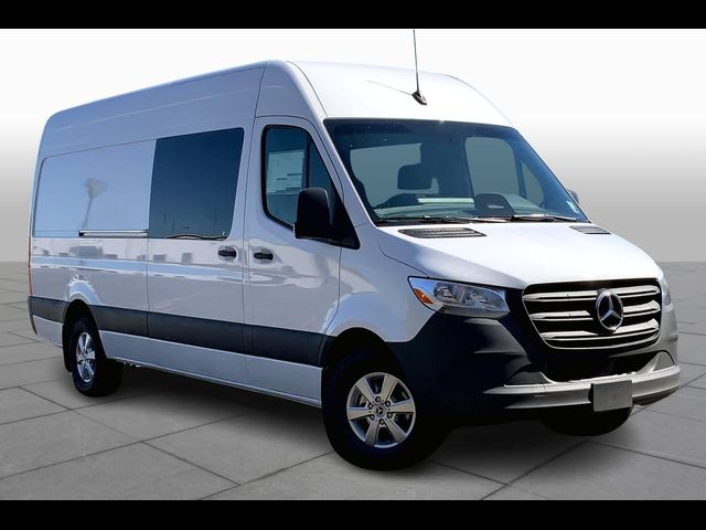 2025 Mercedes-Benz Sprinter Base