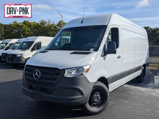 2025 Mercedes-Benz Sprinter Cargo