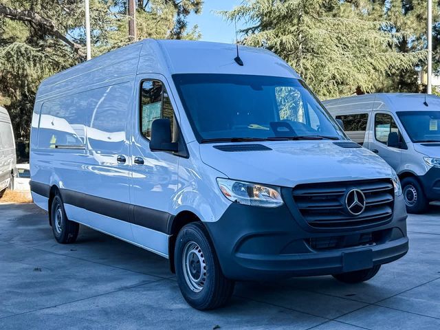 2025 Mercedes-Benz Sprinter Cargo