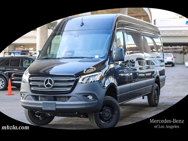 2025 Mercedes-Benz Sprinter Base