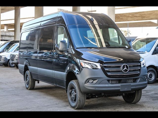 2025 Mercedes-Benz Sprinter Base