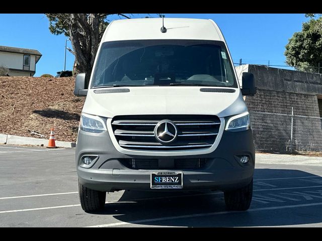 2025 Mercedes-Benz Sprinter Base