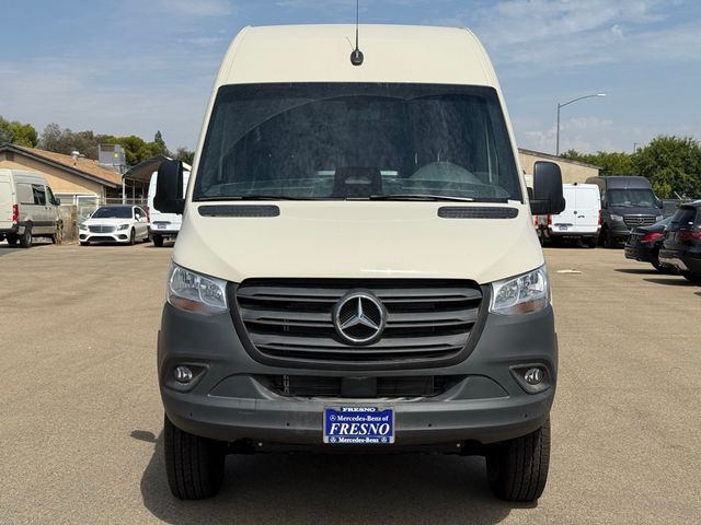 2025 Mercedes-Benz Sprinter Base