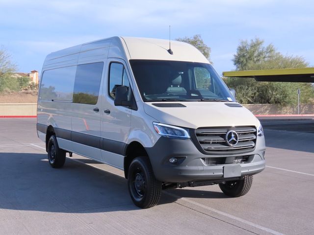 2025 Mercedes-Benz Sprinter Base