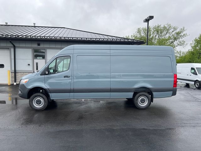 2025 Mercedes-Benz Sprinter Base