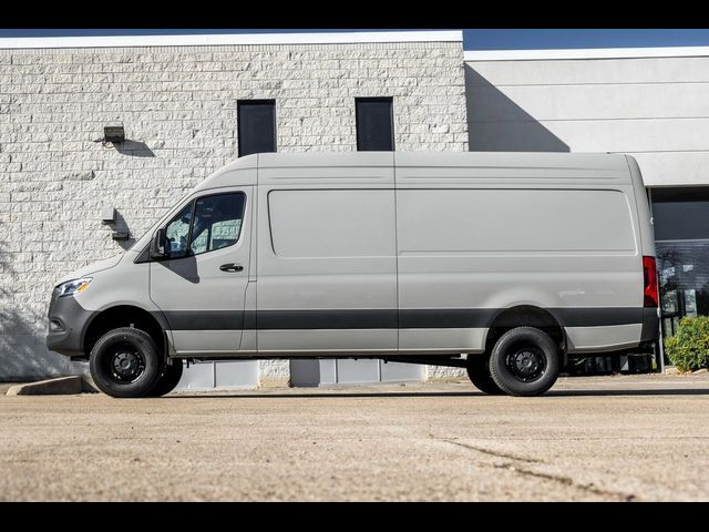 2025 Mercedes-Benz Sprinter Base