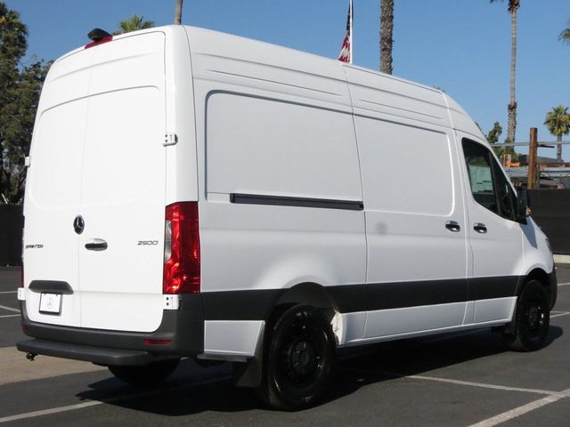 2025 Mercedes-Benz Sprinter Cargo