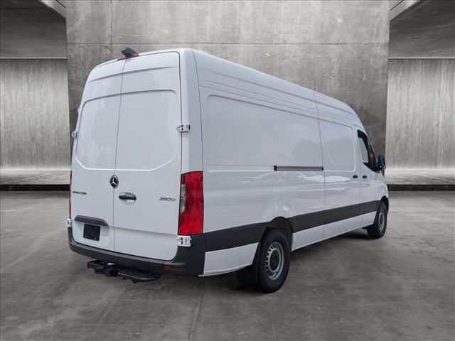 2025 Mercedes-Benz Sprinter Cargo