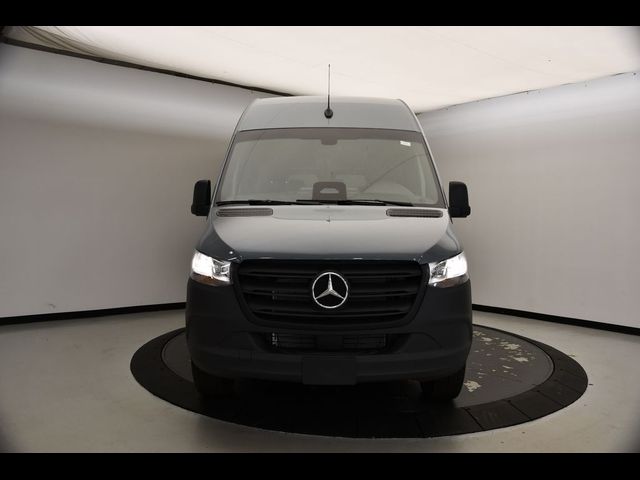 2025 Mercedes-Benz Sprinter Base