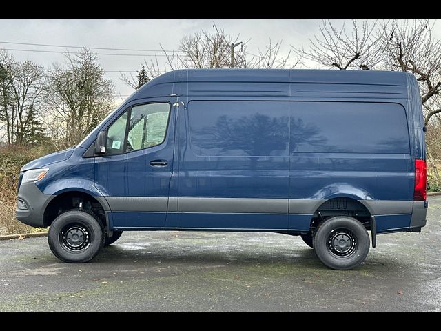 2025 Mercedes-Benz Sprinter Base