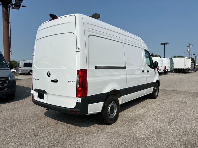 2025 Mercedes-Benz Sprinter Cargo