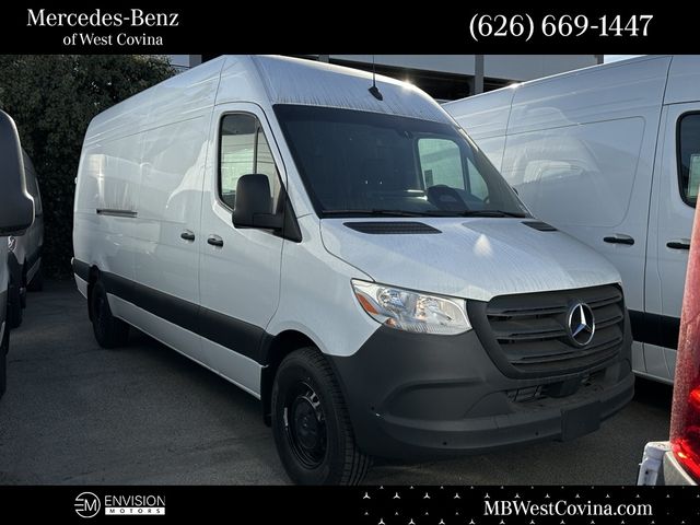 2025 Mercedes-Benz Sprinter Cargo