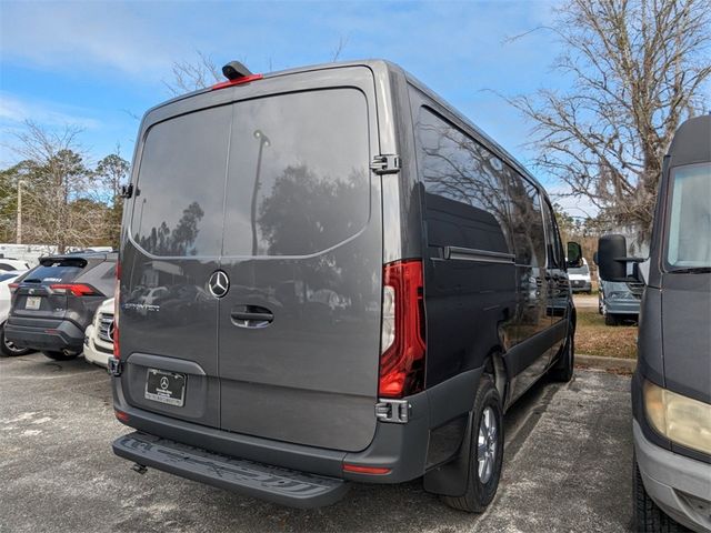 2025 Mercedes-Benz eSprinter Cargo Van Base