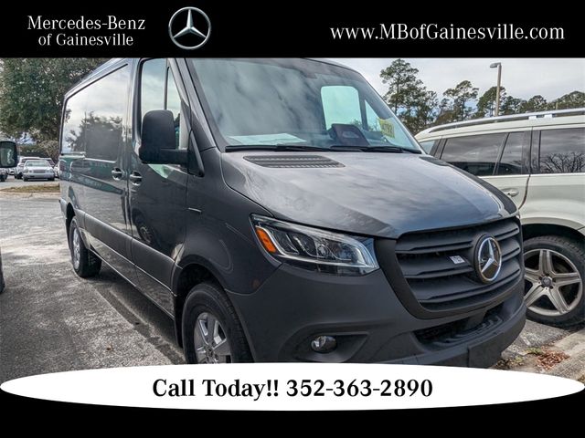 2025 Mercedes-Benz eSprinter Cargo Van Base